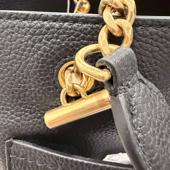 Tory Burch Black Leather Shoulder Bag with Gold Accents - Picture 6 of 9